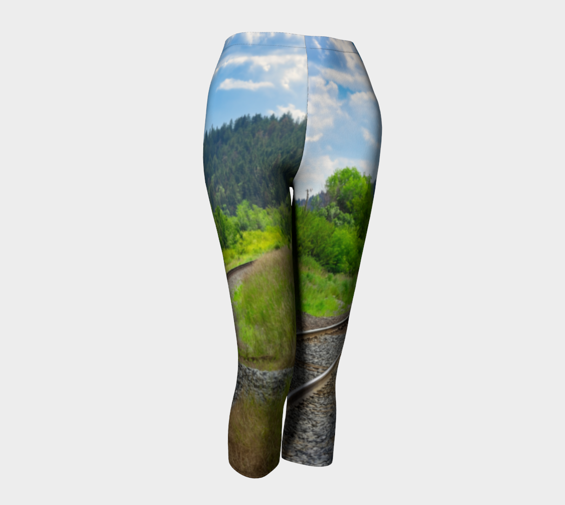 Women's Capris - Edworthy Park CPKC Tracks