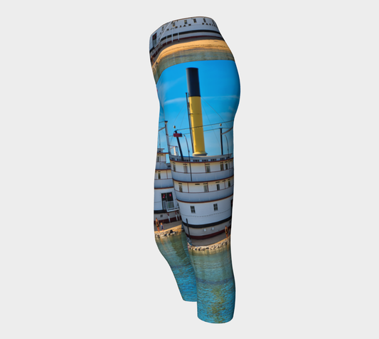 Women's Yoga Capris - SS Sicamous