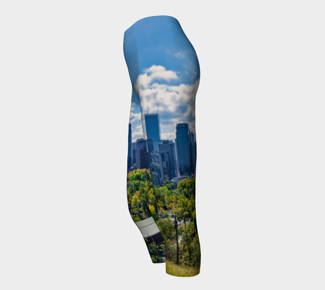 Women's Capris - Downtown Calgary McHugh Bluff Fall