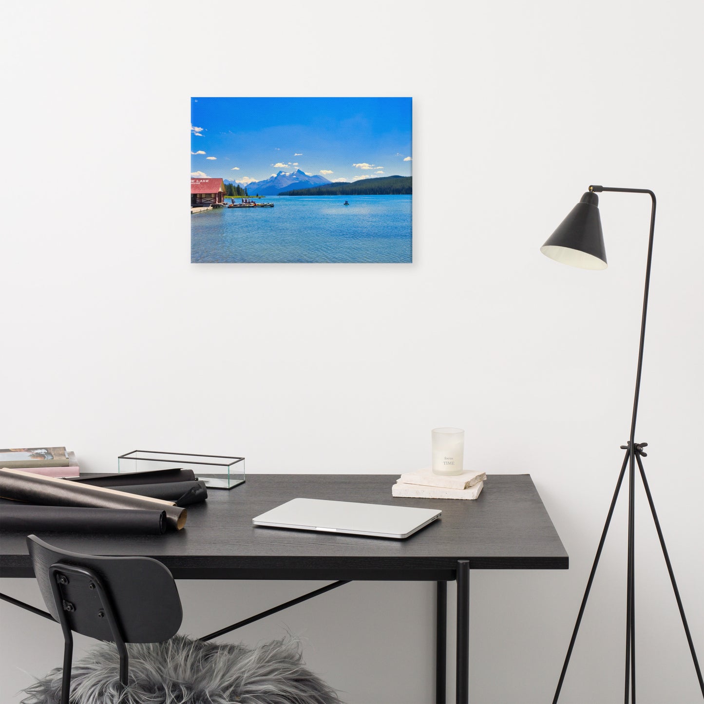 Canvas Print - Maligne Lake