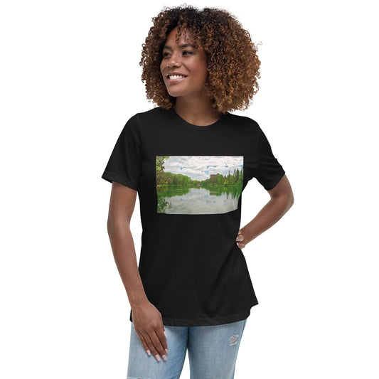 Women's Relaxed T-Shirt - Bowness Park Lagoon