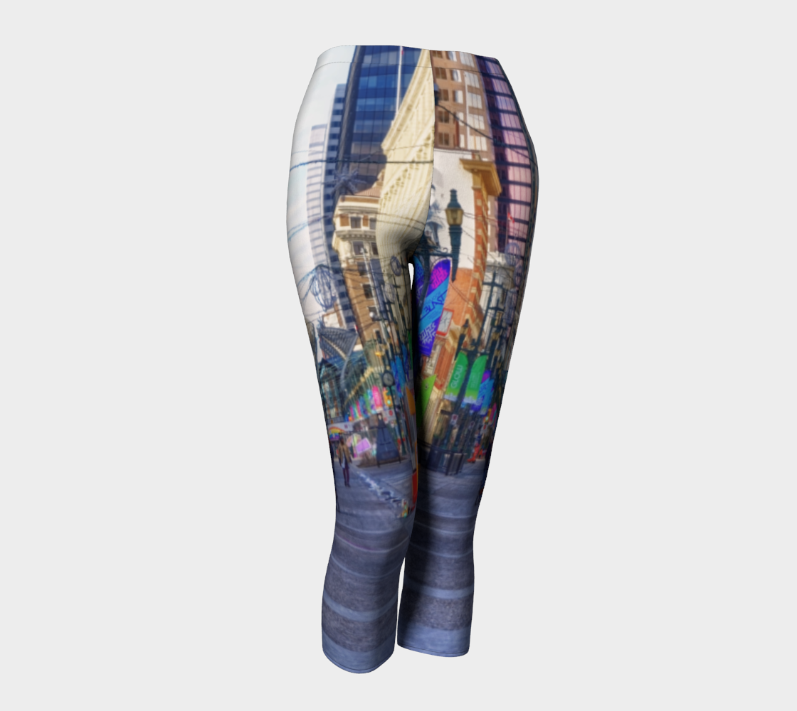 Women's Capris - Downtown Calgary Stephen Avenue